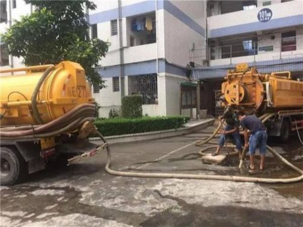 龙湖化粪池疏通师傅（龙华抽化粪池）